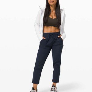 Lululemon Woman's Size 2 True Navy Beyond the Studio Crop Lightweight Pants